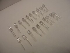 20Pcs Pack 5mm White LED Light Emitting Diodes Clear Color Bulb Focus Signal DIY