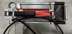 INTERCABLE FPI70S Foot Operated Hydraulic Pump, 700bar W. Pressure Gauge,3M Hose