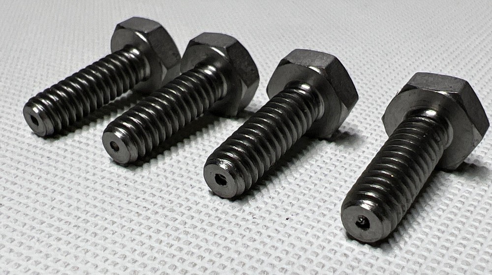 1/4-20 x 3/4” Titanium Hex Bolts Light Weight High Strength 4 Bolts Racing