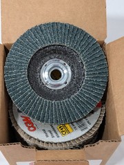 CGW Flap Disc: 4-1/2″ Dia, Zirconia Alumina, Type 27 Box of 10 42312